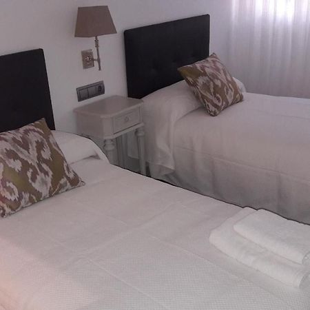 Guesting Velazquez Apartment Cadiz Bagian luar foto